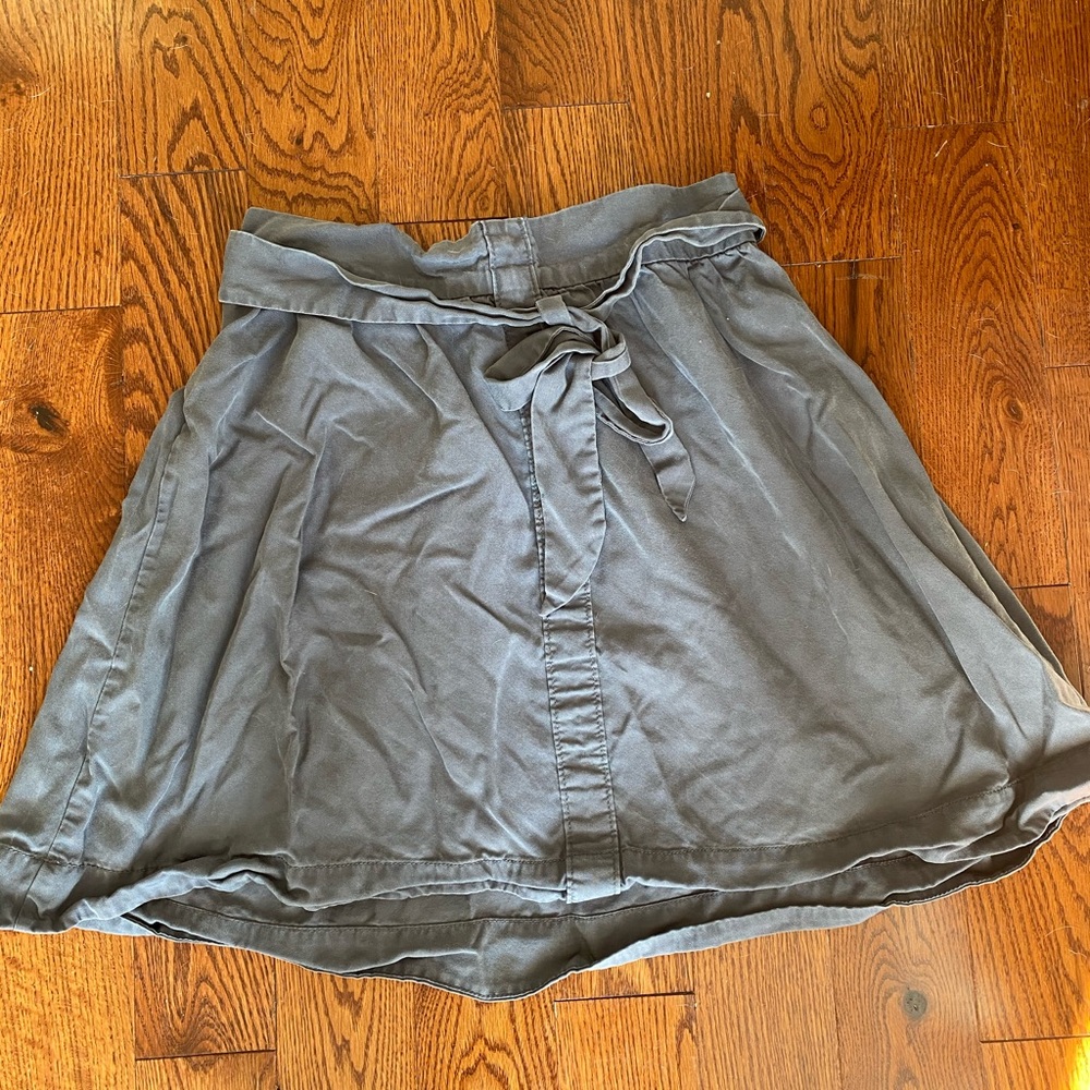 Loft A line gray skirt, size SP